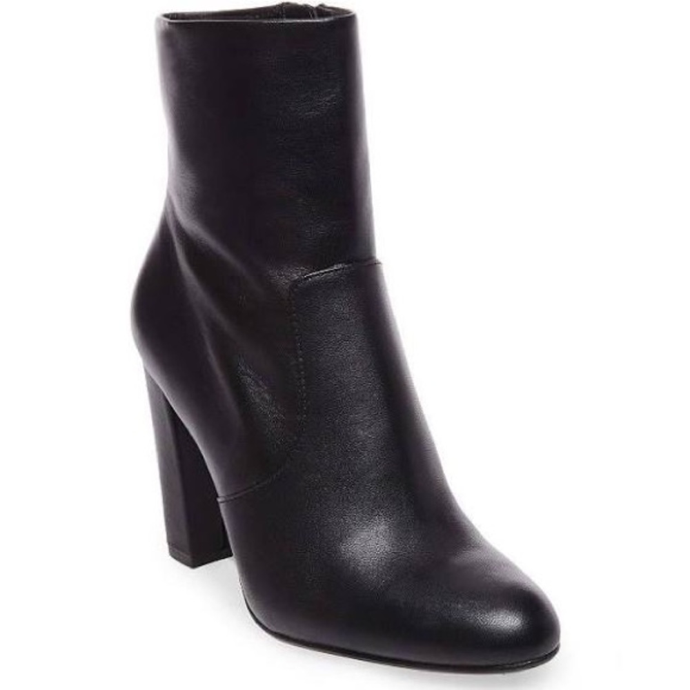 Steve Madden Editor booties